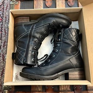 Taos Factor Black Leather Lace Up Boots size 38/7.5